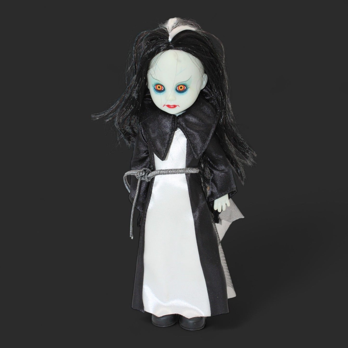 Living Dead Dolls Series 18 Ingrid 10-Inch Gothic Horror Doll W/ Black & White Outfit