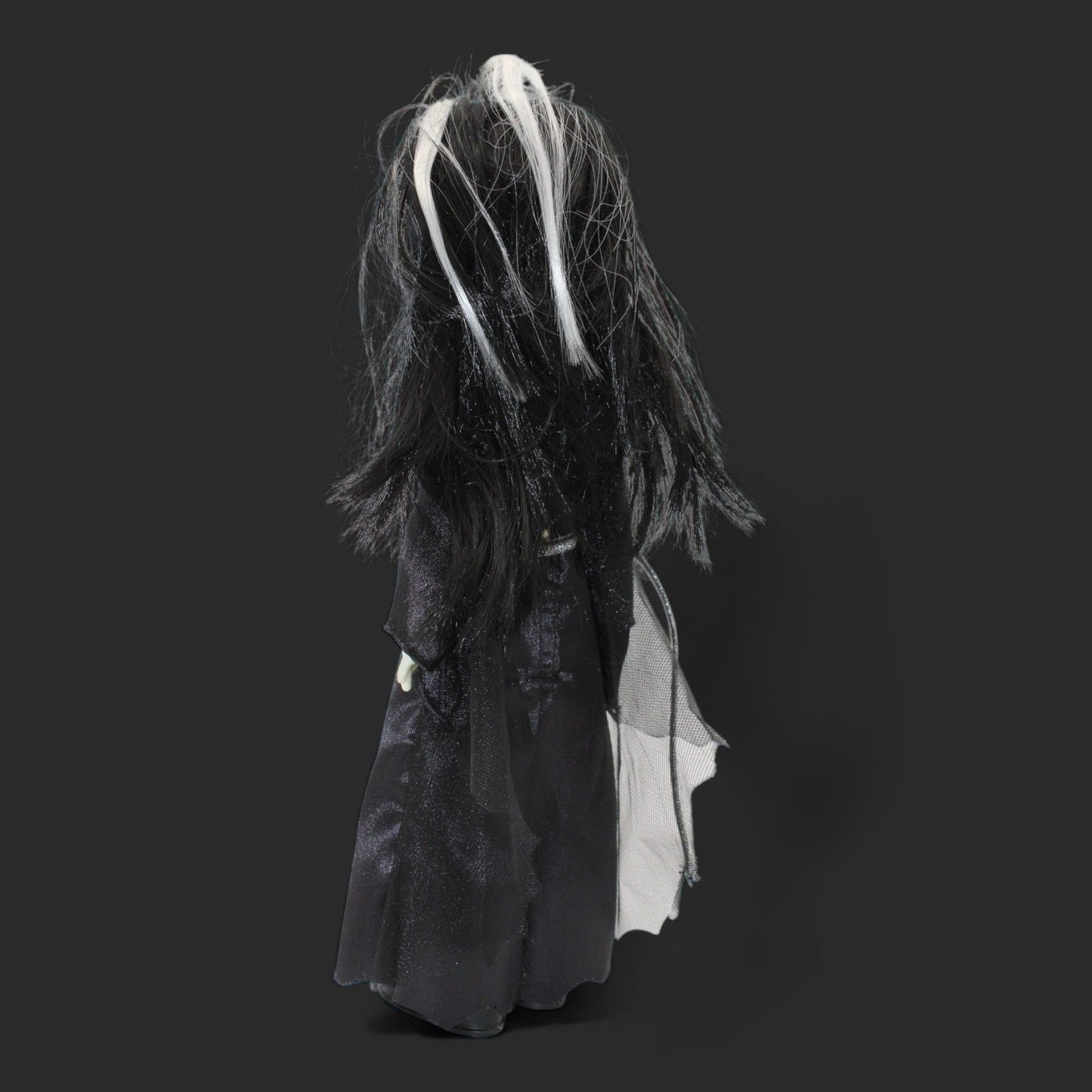 Living Dead Dolls Series 18 Ingrid 10-Inch Gothic Horror Doll W/ Black & White Outfit